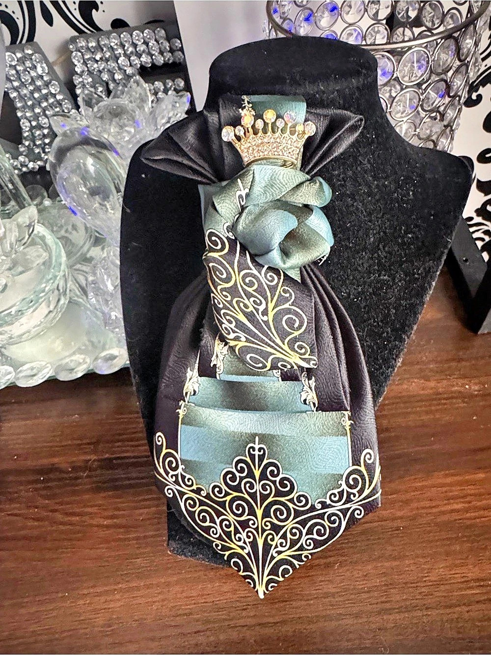 Green & Black Embellished Scarf Like New